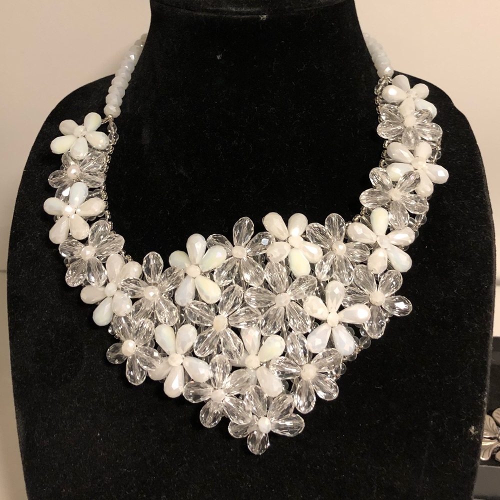 Brand new white & clear beaded statement necklace